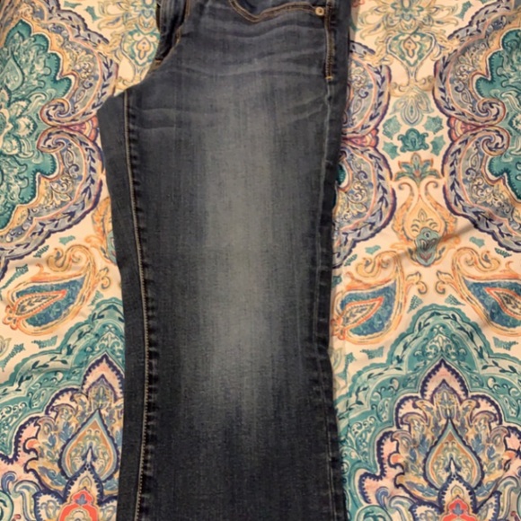 Capris - Picture 1 of 2